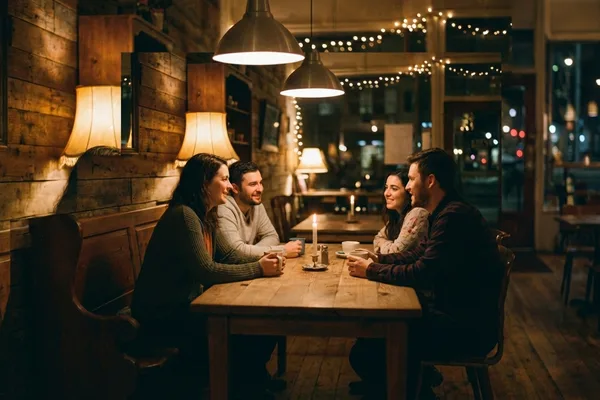 Как найти свою тусовку: гайд по нетворкинг-мероприятиям для интровертов