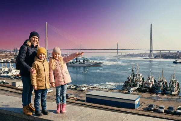 Владивосток: куда пойти с детьми в марте